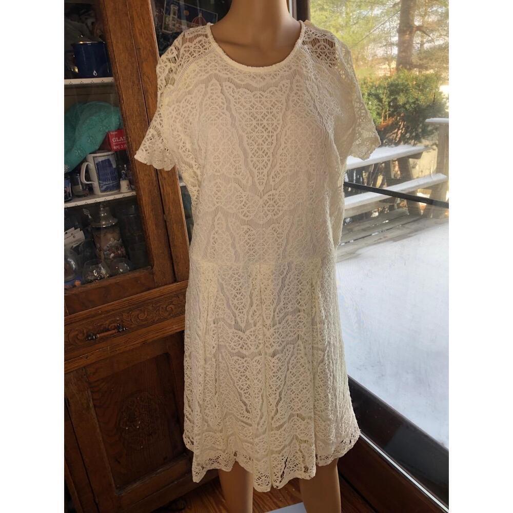 APT.9 cream Short Sleeve Lace Mini Dress Womens Size 16